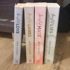 Barnes & Noble Twisted Series Book Set